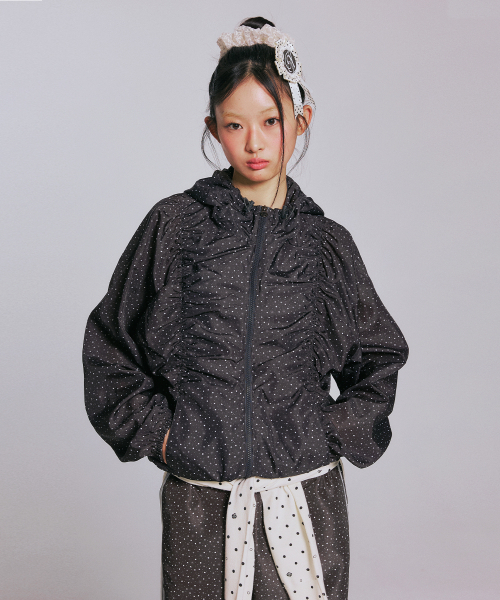 YOUHEE(ユヒ)の「STAR PATTERN HOODED WIND BREAKER_BLACK(ナイロンジャケット・レディース・その他・FREE)」の10枚目の写真