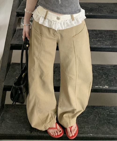 &soiree(アンドソワレ)の「ウエストレース付きワイドチノパンツ(チノパンツ・レディース・ベージュ・SMALL/MEDIUM/LARGE/X-LARGE)」の4枚目の写真