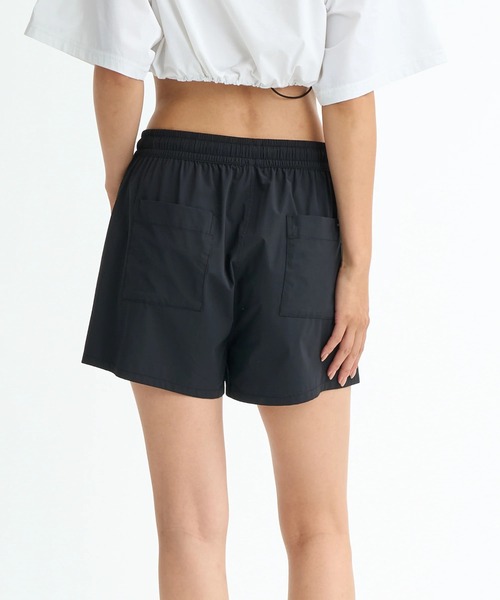 RVCA(ルーカ)の「【RVCA/ルーカ】MINI RVCA UTILITY BS/吸汗速乾・4WAYストレッチウエストゴムボトムス(その他パンツ・レディース・ブラック・SMALL/MEDIUM)」の6枚目の写真