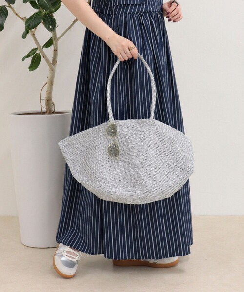 fredy emue(フレディエミュ)の「【BAGMATI/バグマティ】ラメコードフレアトートバッグ(トートバッグ・レディース・ゴールド/シルバー・FREE)」の2枚目の写真