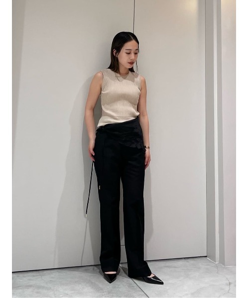 ESTNATION(エストネーション)の「ESTNATION / トリアセリネン バックゴムストレートパンツ(スラックス・レディース・ブラック/ホワイト・38/36)」の10枚目の写真