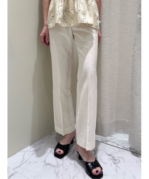 ESTNATION(エストネーション)の「ESTNATION / トリアセリネン バックゴムストレートパンツ(スラックス・レディース・ブラック/ホワイト・38/36)」の12枚目の写真