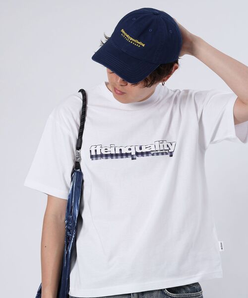 FFEIN(フェイン)の「【FFEIN(フェイン)】立体チェックプリントロゴショート丈Tシャツ/ クルーネック 半袖 刺繍 【短丈】(Tシャツ/カットソー・メンズ・ライトブルー/ホワイト/ブラック/その他1/ネイビー・MEDIUM/SMALL/LARGE)」の9枚目の写真