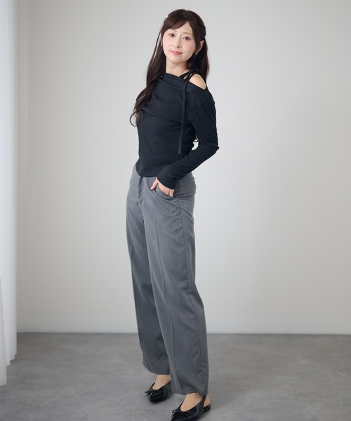 DAYRA(デイラ)の「リボンショルダー アシンメトリー 長袖 リブ トップス(Tシャツ/カットソー・レディース・ブラック/チャコールグレー/グリーン・FREE/S)」の5枚目の写真