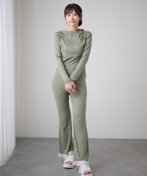DAYRA(デイラ)の「リボンショルダー アシンメトリー 長袖 リブ トップス(Tシャツ/カットソー・レディース・ブラック/チャコールグレー/グリーン・FREE/S)」の14枚目の写真