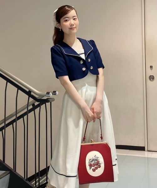 an another angelus(アンアナザーアンジェラス)の「チェリー刺繍スクエアがま口バッグ/fint フィント(ハンドバッグ・レディース・レッド/ライトグリーン・FREE)」の21枚目の写真