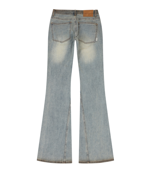 ORDINARY HOLIDAY（オーディナリー ホリデー）の「GRADATION BOOTS CUT DENIM PANTS [SKY BLUE]（デニムパンツ・レディース・その他・X-SMALL/SMALL/MEDIUM）」の3枚目の写真