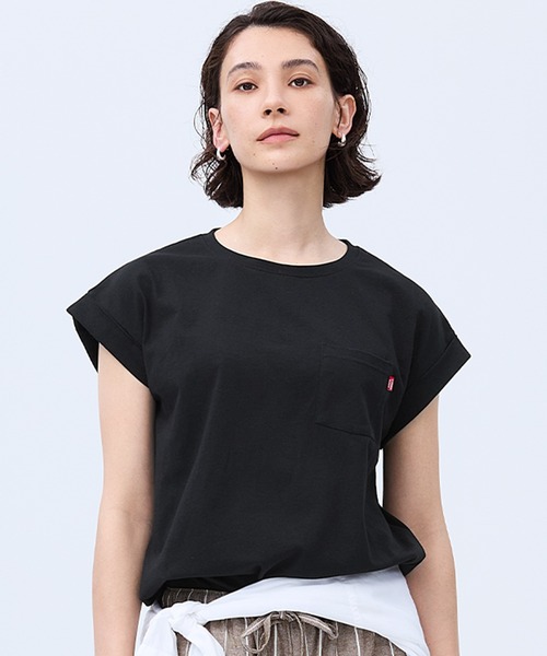 coca(coca)(コカ)の「ピスネームロールアップスリーブTシャツ(Tシャツ/カットソー・レディース・ブラック/ホワイト・L/M/S)」の1枚目の写真