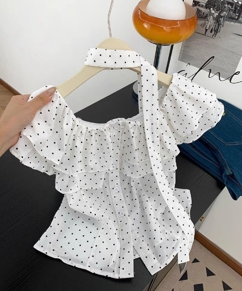 Ritzy(リッツィー)の「ドット柄フリルホルダーネック前開きブラウス(シャツ/ブラウス・レディース・ホワイト/イエロー・M/L)」の11枚目の写真
