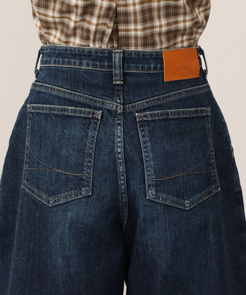 SOMETHING(サムシング)の「SOMETHING フレア デニムジョーツ(デニムパンツ・レディース・ブルー/インディゴブルー・SMALL/LARGE/MEDIUM)」の19枚目の写真