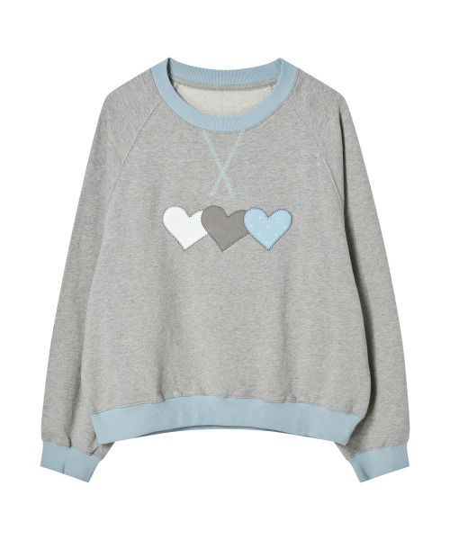ROGIN N ROSIE(ロギンエンロージー)の「Heart Patch Sweatshirt Gray Blue(スウェット・レディース・その他・FREE)」の4枚目の写真