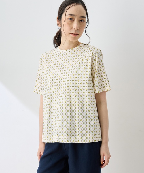 DECOY SINCE 1981(デコイシンスイチキュウハチイチ)の「【ひやさらコットン】総柄プリントTシャツ【綿100%・接触冷感・UVカット】(Tシャツ/カットソー・レディース・オレンジ/イエロー/ネイビー・M/L/LL/3L/4L)」の12枚目の写真