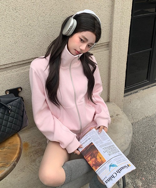 Ressaca(レサーカ)の「バックプリントジップアップスウェット&ショートパンツ セットアップ(セットアップ・レディース・グレー/ピンク・M)」の7枚目の写真