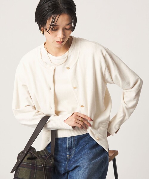 green label relaxing(グリーンレーベルリラクシング)の「【結論シリーズ】ふれてモールニットカーデ(カーディガン/ボレロ・レディース・モカ/ライトブルー/オフホワイト/ブラック・FREE)」の2枚目の写真