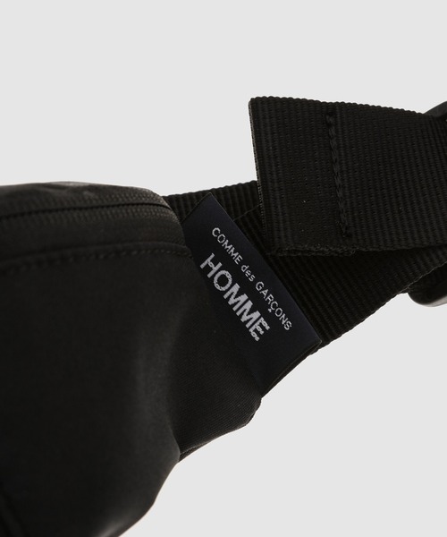 COMME des GARCONS HOMME(コム デ ギャルソン・オム)の「CdG HOMME LOGO WAIST BAG(ボディバッグ/ウエストポーチ・メンズ・ブラック・ONE SIZE)」の9枚目の写真
