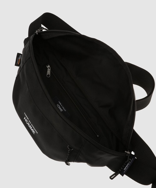 COMME des GARCONS HOMME(コム デ ギャルソン・オム)の「CdG HOMME LOGO WAIST BAG(ボディバッグ/ウエストポーチ・メンズ・ブラック・ONE SIZE)」の2枚目の写真