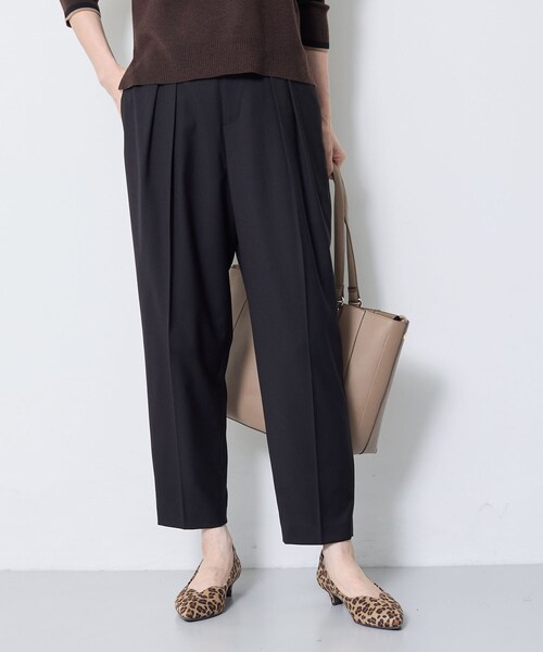 Reflect(リフレクト)の「【SS-4Lサイズ】タックディテールテーパードパンツ(その他パンツ・レディース・ピンク系/ダークグレー/ブラック・15 /13/11/09/07)」の2枚目の写真