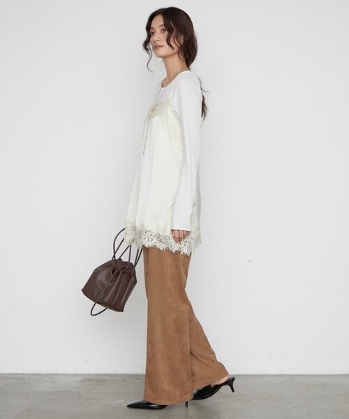 LOUNGEDRESS(ラウンジドレス)の「サテンレースキャミチュニック レイヤード(キャミソール・レディース・チャコールグレー/アイボリー/ベージュ・FREE)」の11枚目の写真