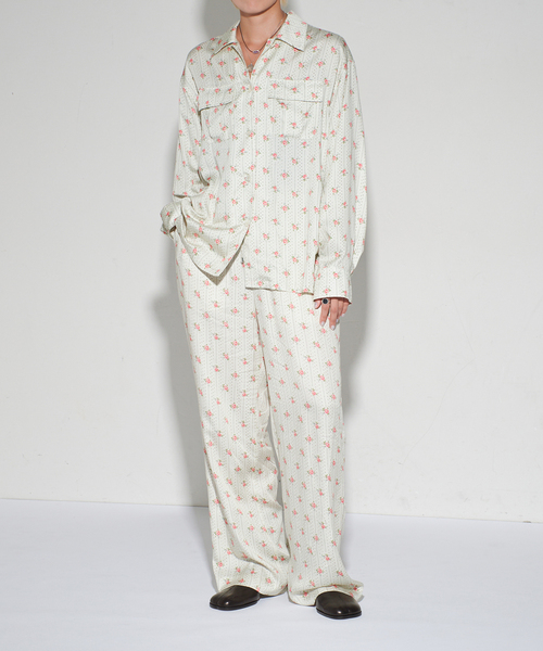 GRISE(グリーズ)の「《/WEB+一部店舗限定》GRISE3cmレザーCURVYショートブーツ(ブーツ・レディース・ブラック/チャコールグレー/ウッド・SMALL/MEDIUM/LARGE/X-LARGE)」の10枚目の写真