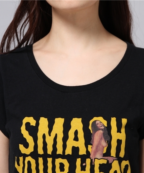 HYSTERIC GLAMOUR(ヒステリックグラマー)の「SMASH YOUR HEAD pt T-SH(Tシャツ/カットソー・レディース・ホワイト/ブラック/チャコールグレー・FREE)」の7枚目の写真