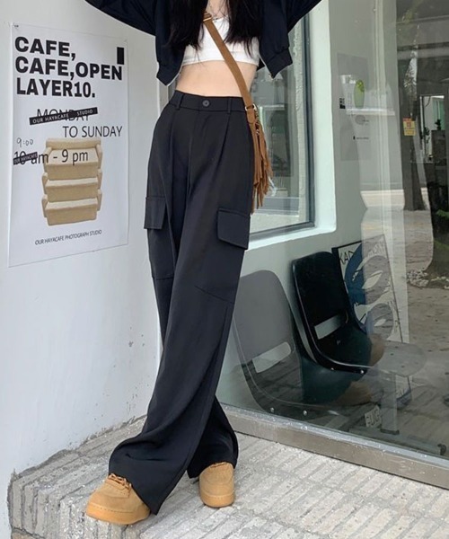 Flugge（フラッジー）の「ストレートカーゴスラックスパンツ（スラックス・レディース・グレー/ブラック・LARGE/MEDIUM）」の4枚目の写真