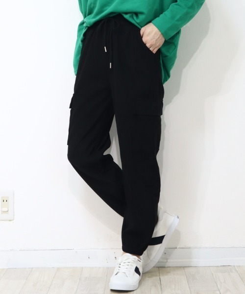 DISKEEN SURE(ディスキーンシュアー)の「ほっこり秋冬におすすめ!ニットコーデュロイ カーゴジョガーパンツ(カーゴパンツ・レディース・オフホワイト/ブラウン/ベージュ/ブラック・FREE)」の11枚目の写真