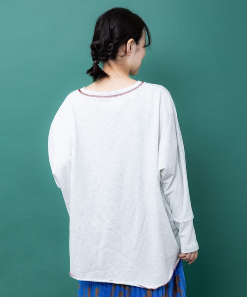 iS ScoLar(イズスカラー)の「563226:窓辺の花柄 ドルマンスリーブプルオーバー(Tシャツ/カットソー・レディース・オートミール/チャコールグレー/ブラウン・M)」の8枚目の写真