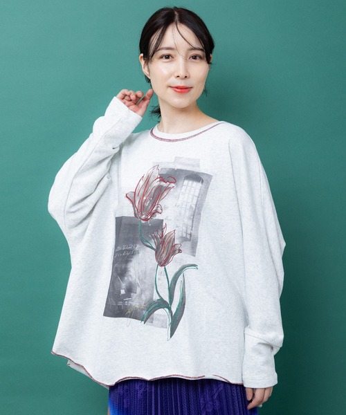 iS ScoLar(イズスカラー)の「563226:窓辺の花柄 ドルマンスリーブプルオーバー(Tシャツ/カットソー・レディース・オートミール/チャコールグレー/ブラウン・M)」の9枚目の写真