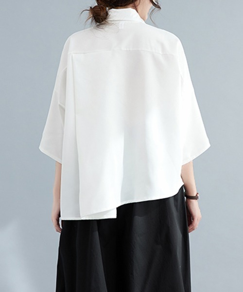 ReRe(リリ)の「ビッグカラーアシンメトリー半袖シャツブラウス(シャツ/ブラウス・レディース・ブラック/ホワイト・MEDIUM/X-LARGE/LARGE)」の8枚目の写真