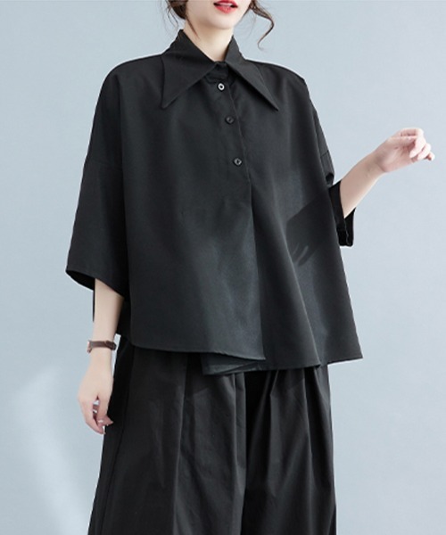 ReRe(リリ)の「ビッグカラーアシンメトリー半袖シャツブラウス(シャツ/ブラウス・レディース・ブラック/ホワイト・MEDIUM/X-LARGE/LARGE)」の14枚目の写真