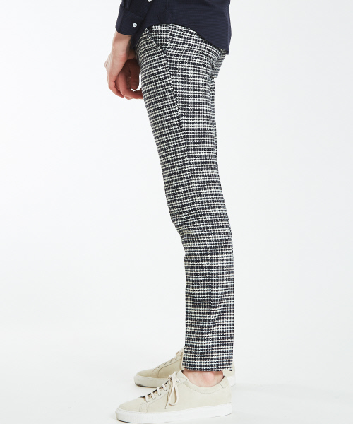 ABAHOUSE（アバハウス）の「ツイードパンツ（その他パンツ・メンズ・ネイビー・1/3/2/4）」の8枚目の写真