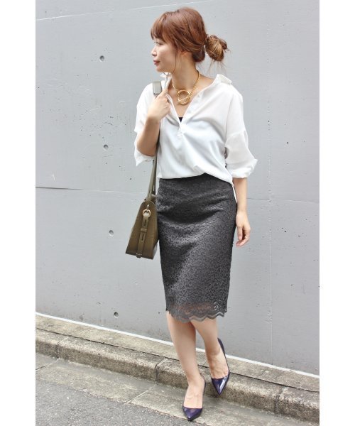 FIGARO Paris（フィガロパリ）の「ドルマンスリーブエフォートレスシャツ◆（シャツ/ブラウス・レディース・ブラック/カーキ/ホワイト・36/38）」の19枚目の写真