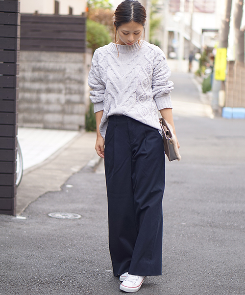 laboratory work（ラボラトリーワーク）の「モールヤーンケーブルニットプルオーバー（ニット/セーター・レディース・ライトグレー/オフホワイト/ブラック/グリーン/キャメル・MEDIUM）」の19枚目の写真