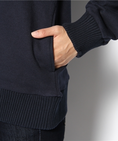 X-girl（エックスガール）の「PULL-OVER SWEAT TOP（スウェット・レディース・アッシュグレー/レッド/ネイビー・1/2）」の8枚目の写真