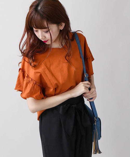 WEGO（ウィゴー）の「WEGO/2WAYドルマンフリルカットソー（Tシャツ/カットソー・レディース・ホワイト/ブラック/ネイビー/ライトパープル/ダークオレンジ/カーキ・MEDIUM/LARGE）」の6枚目の写真