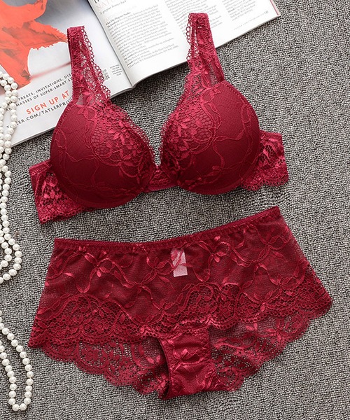 classicalelf（クラシカルエルフ）の「総レース使いのブラ＆ショーツワイヤー入り下着（ブラ&ショーツ・レディース・ベージュ/レッド/ホワイト/ブラック/ワインレッド/ブルー・A70/A75/B70/C75/B85/C70/B75/C85/C80/B80/A80/D80/D75/D70/D85）」の19枚目の写真