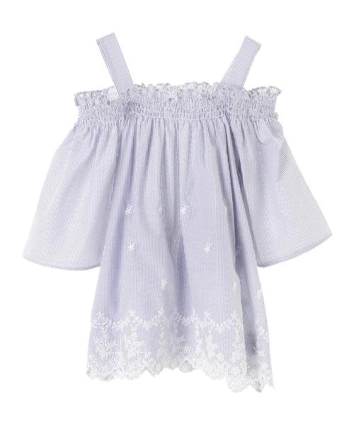 earth music&ecology（アースミュージックアンドエコロジー）の「・エンブロイダリーオフショルストライププルオーバー（Tシャツ/カットソー・レディース・サックスブルー/ネイビー/ライトグレー・FREE）」の5枚目の写真