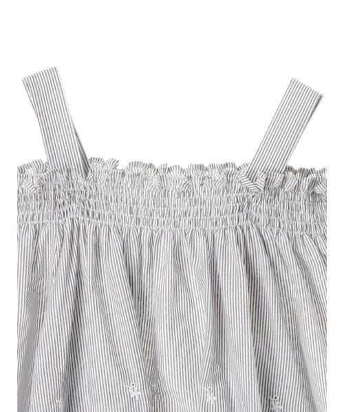 earth music&ecology（アースミュージックアンドエコロジー）の「・エンブロイダリーオフショルストライププルオーバー（Tシャツ/カットソー・レディース・サックスブルー/ネイビー/ライトグレー・FREE）」の9枚目の写真