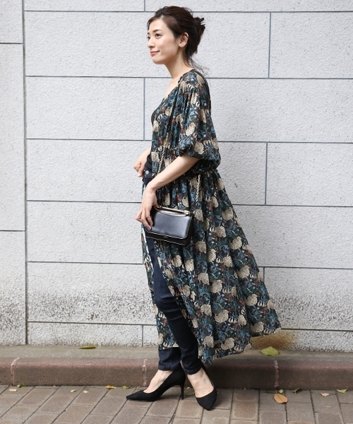 laboratory work（ラボラトリーワーク）の「３ＷＡＹジャガードプリントワンピース（ワンピース・レディース・ネイビー/ボルドー・MEDIUM）」の4枚目の写真