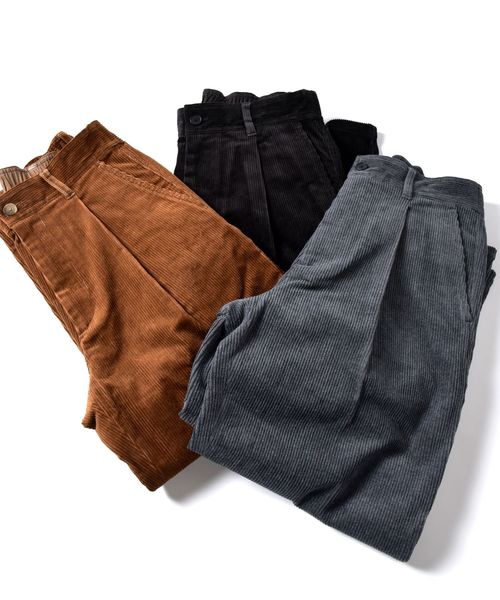 SHIPS（シップス）の「SU: 8W コーデュロイ ワイドパンツ（その他パンツ・メンズ・チャコールグレー/ブラック/キャメル・SMALL/MEDIUM/LARGE）」の4枚目の写真