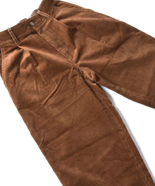 SHIPS（シップス）の「SU: 8W コーデュロイ ワイドパンツ（その他パンツ・メンズ・チャコールグレー/ブラック/キャメル・SMALL/MEDIUM/LARGE）」の9枚目の写真