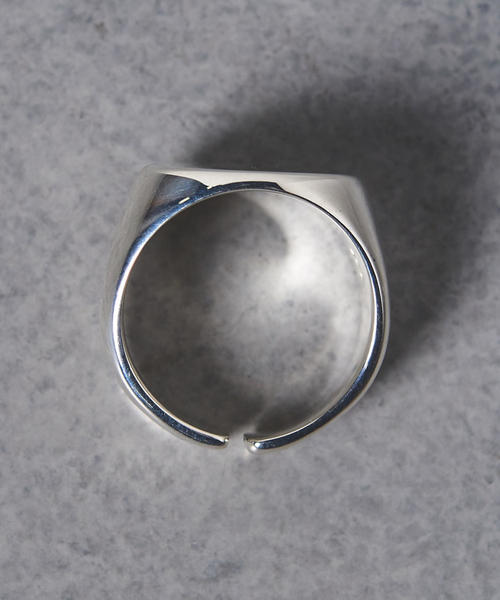 UNITED ARROWS（ユナイテッドアローズ）の「UWSC オーバル リング ②◆（リング・レディース・シルバー・FREE）」の3枚目の写真