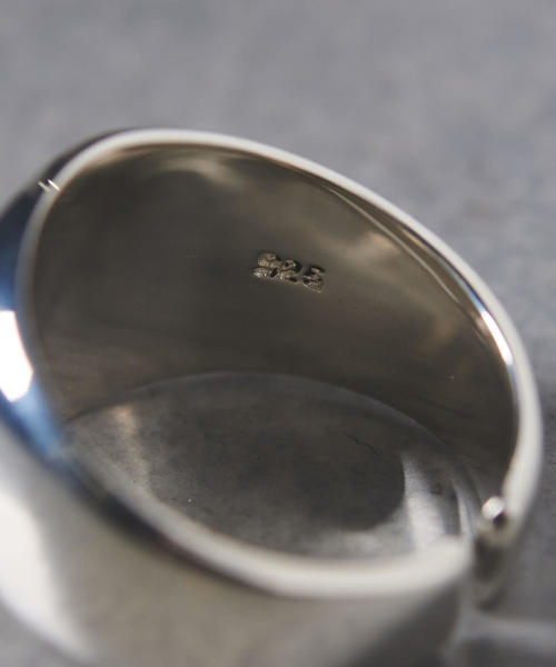 UNITED ARROWS（ユナイテッドアローズ）の「UWSC オーバル リング ②◆（リング・レディース・シルバー・FREE）」の5枚目の写真