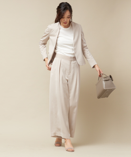 qualite（カリテ）の「タスランサテンジャケット（テーラードジャケット・レディース・グレイッシュベージュ/ダークネイビー/ピンクベージュ・34/36/38/40）」の17枚目の写真