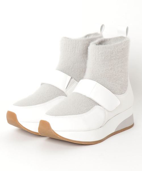 ANYO(エーエヌワイオー)の「〈ANYO(エーエヌワイオー)〉厚底ソックススニーカー(スニーカー・レディース・ホワイト/ブラック/ブラウン・22.5cm/23.5cm/24.5cm/23.0cm/24.0cm)」の2枚目の写真