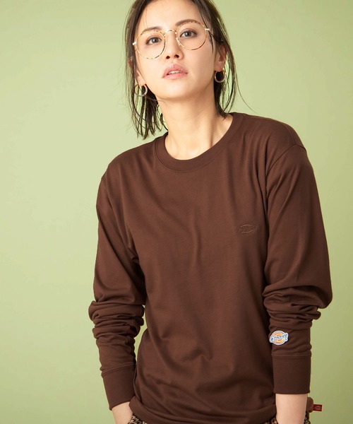 Dickies（ディッキーズ）の「Dickies別注 ロゴ刺繍 L/S オーバーサイズカットソー（Tシャツ/カットソー・メンズ・ブラウン/ネイビー/ボルドー/ホワイト/ブラック/ダークグリーン/ベージュ・S/M/L）」の3枚目の写真