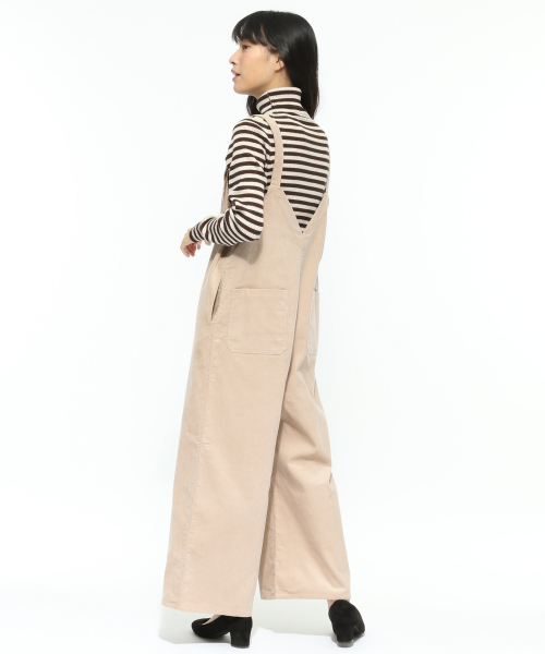 LAKOLE（ラコレ）の「11Wコーデュロイサロペット / LAKOLE（サロペット/オーバーオール・レディース・ベージュ/ブラウン/アイボリー/チャコール・SMALL/MEDIUM）」の16枚目の写真