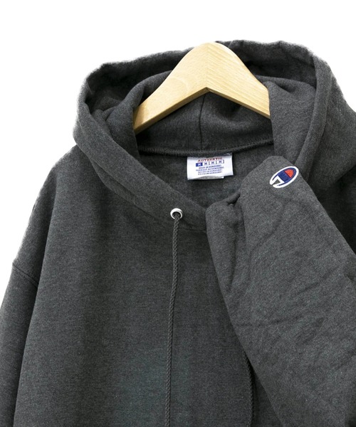Champion（チャンピオン）の「Champion/チャンピオン　　オーバーサイズスウェットパーカー（パーカー・メンズ・ブラック/グレー/チャコールグレー/ライトグレー/ロイヤルブルー/レッド系その他/マルーン/ダークグリーン/ネイビー・MEDIUM/LARGE/X-LARGE/XX-LARGE/SMALL）」の13枚目の写真