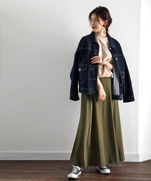 classicalelf（クラシカルエルフ）の「バックボリュームオーバー無地ボタン留めデニムジャケット（デニムジャケット・レディース・ブラック/ベージュ/インディゴブルー/ブルー・MEDIUM/LARGE）」の3枚目の写真