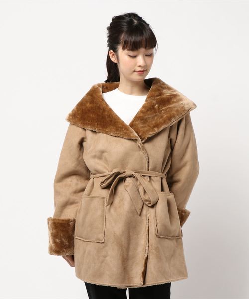 archives(アルシーヴ)の「ショールカラームートン(ムートンコート・レディース・ブラウン/アイボリー/ベージュ・MEDIUM)」の15枚目の写真